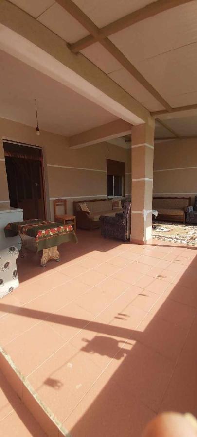 Guest House Aferdita Beqiri Berat Exterior photo